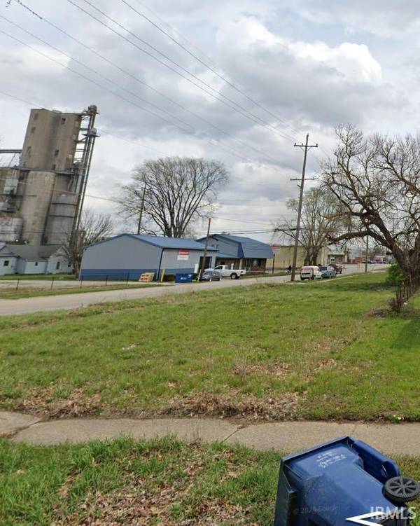 2400 Arleth ST, Terre Haute, IN 47802