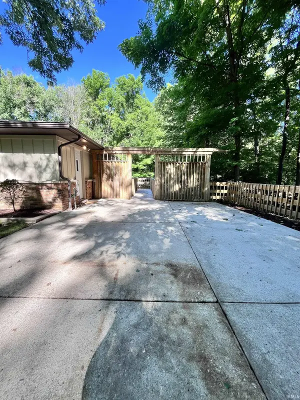846 Wolf DR, Logansport, IN 46947
