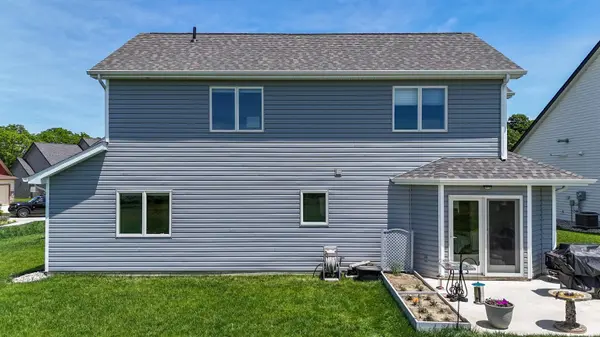 722 Waxwing CT, Roanoke, IN 46783