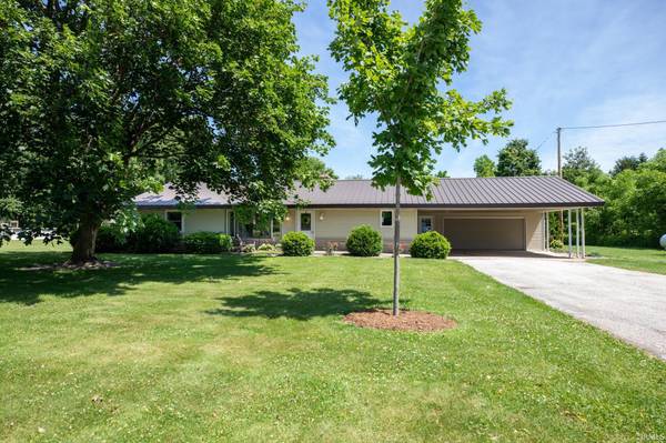 1336 Lincoln HWY, Bourbon, IN 46504-9694