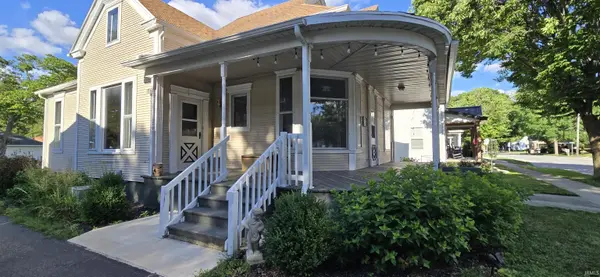 306 E Rochester ST, Akron, IN 46910