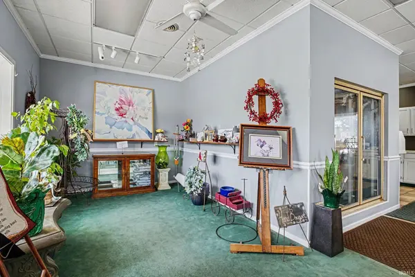212/214 W Pike ST, Goshen, IN 46526