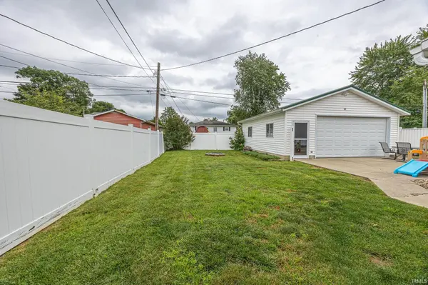 2504 Birk DR, Jasper, IN 47546