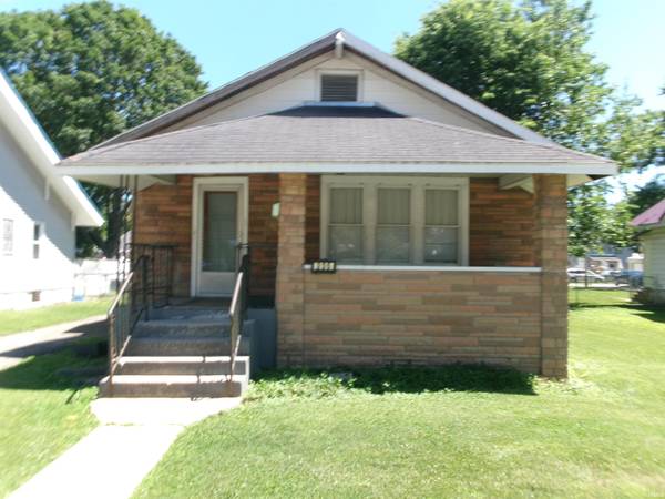 235 W Boulevard ***, Peru, IN 46970