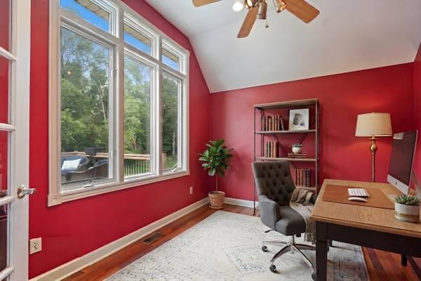 5185 Sawgrass LN, Leesburg, IN 46538