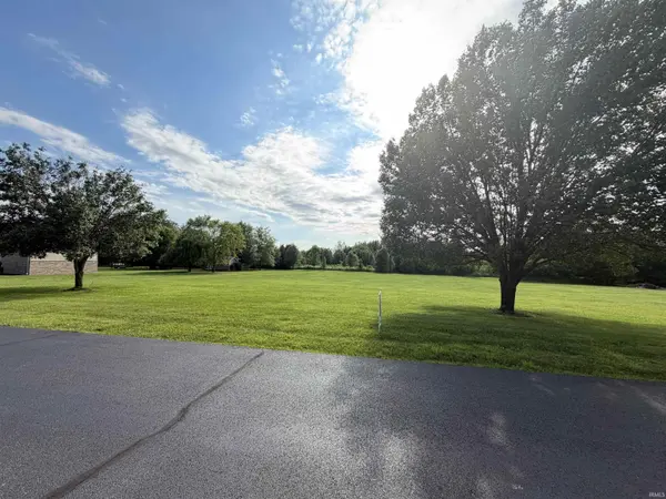 0000 Westview DR, Linton, IN 47441