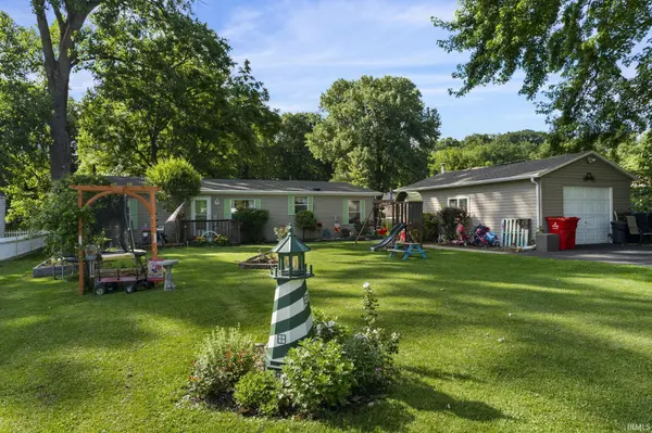 11142 N Quiet Water RD, Monticello, IN 47960