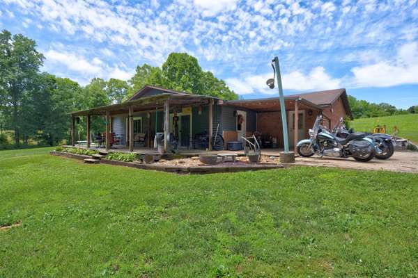 13407 Deer Creek RD, Tell City, IN 47586