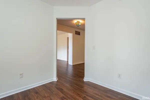 4777 N White River DR, Bloomington, IN 47404-1386