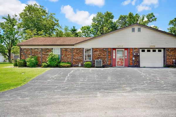 1016 E Commons DR, Bloomington, IN 47401