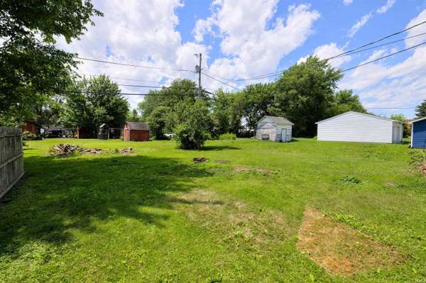 212 S Main ST, Otterbein, IN 47970