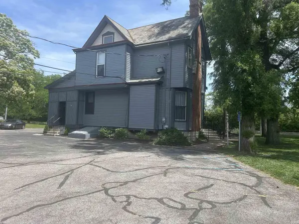 2417 Spy Run AVE, Fort Wayne, IN 46805