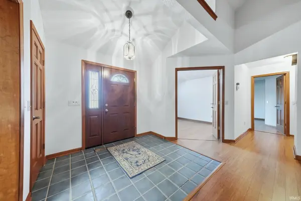 1635 Summer Glen PL, Fort Wayne, IN 46825-1513