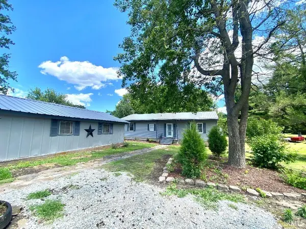 7512 S WestGate RD, Newberry, IN 47449