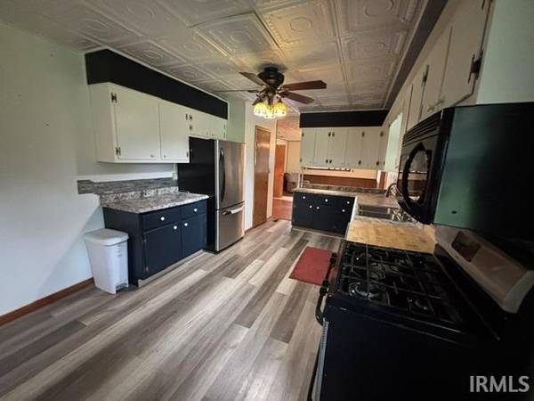 1009 E 7th ST, Fowler, IN 47944