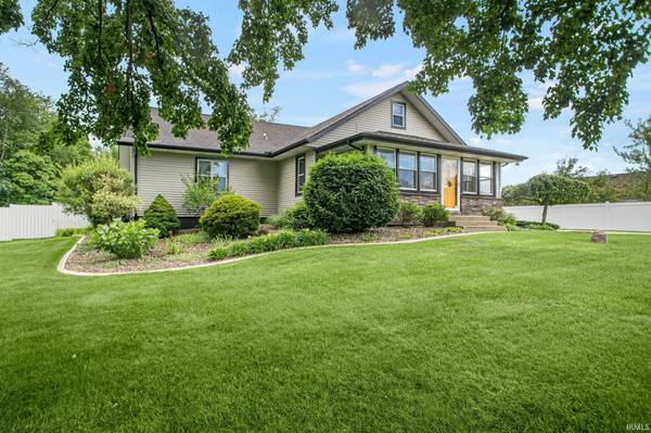 18342 State Line RD, South Bend, IN 46637-2304
