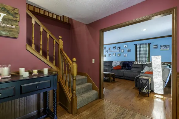 1020 N Greenbriar DR, Columbia City, IN 46725
