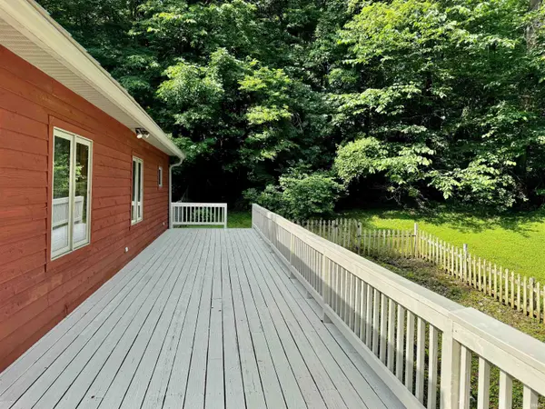 4452 W Popcorn RD, Springville, IN 47462