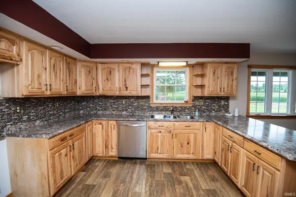 2219 N Loudermilk RD, Vincennes, IN 47591