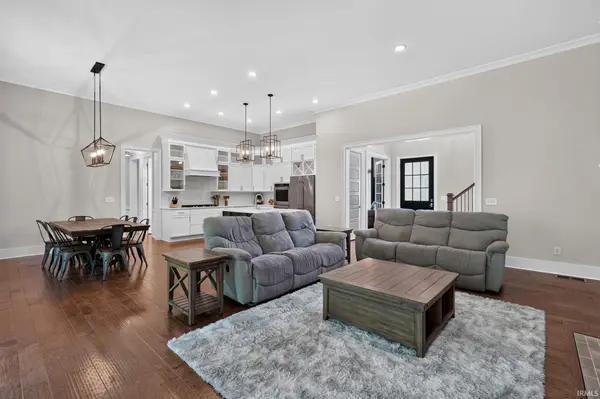 11640 Walton CRES, Zionsville, IN 46077