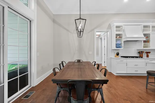 11640 Walton CRES, Zionsville, IN 46077