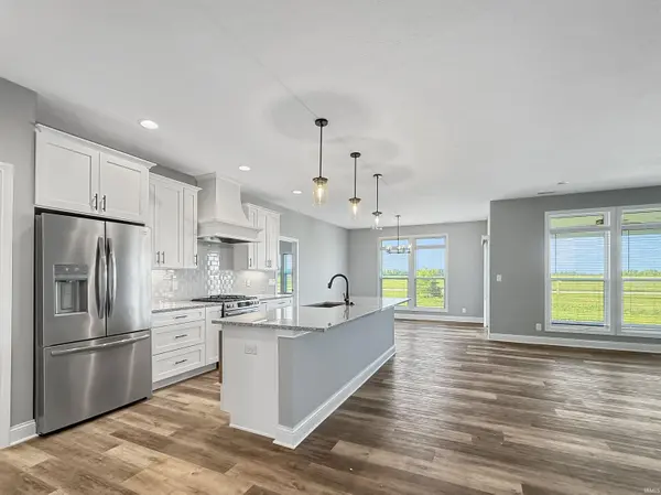 435 Haddington LN, Lafayette, IN 47905