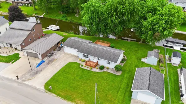 7780 S 140 E ***, Wolcottville, IN 46795-9000