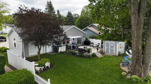 11385 N Memorial Pkwy, Cromwell, IN 46732