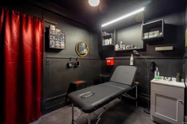 116 E Main ST, Gas City, IN 46933