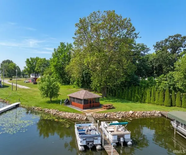11710 W South Park RD, Kewanna, IN 46939