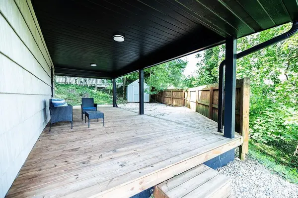 805 Elliott AVE, New Castle, IN 47362