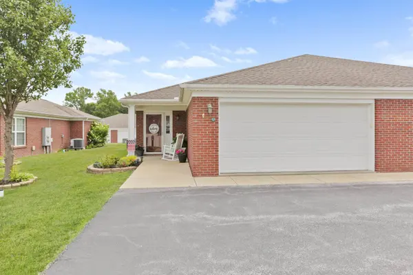 7421 Brycen LN, Evansville, IN 47725