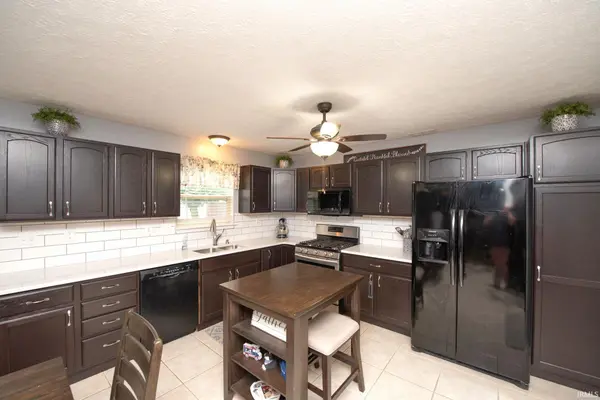 1829 Kingfisher DR, Lafayette, IN 47909