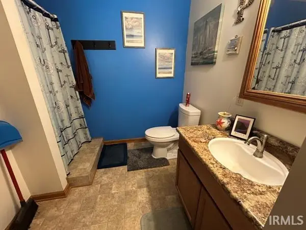 8514 Tippecanoe DR, Walkerton, IN 46574