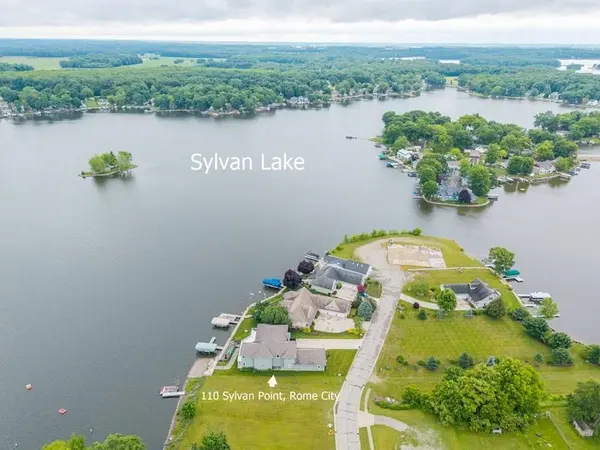 110 Sylvan PT, Rome City, IN 47884