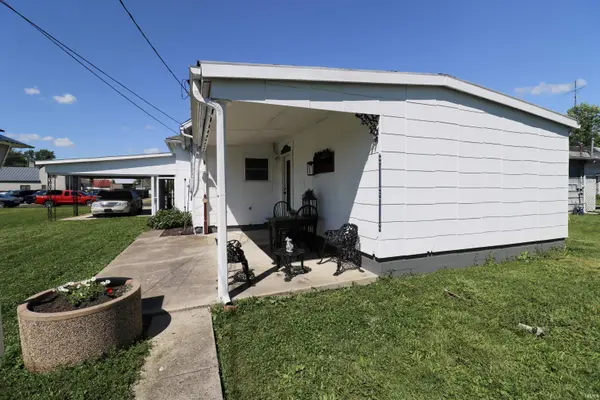 215 E Commerce ST, Dunkirk, IN 47336