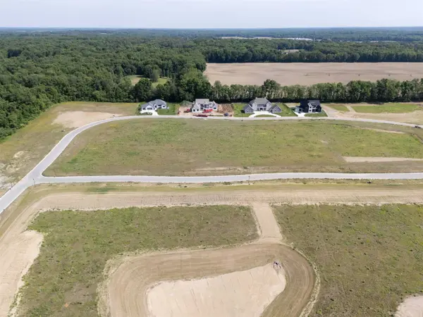 15382 Derry LN, Granger, IN 46530