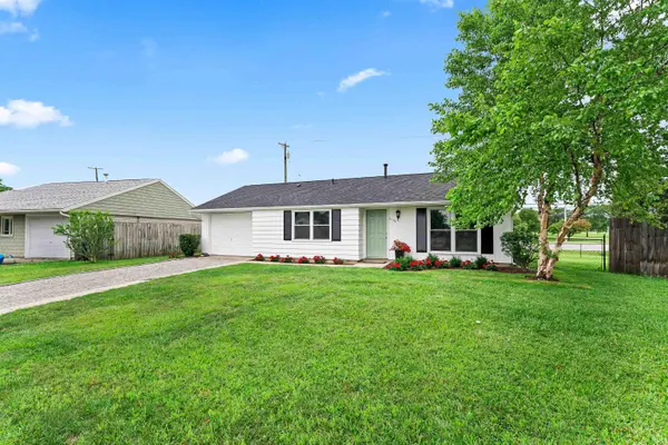 7133 Strawberry DR, Fort Wayne, IN 46825