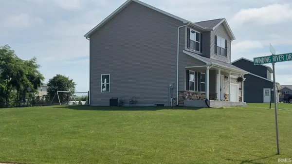 12853 King Fish CT, Middlebury, IN 46540-1379