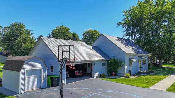 230 W Allen ST, Markle, IN 46770