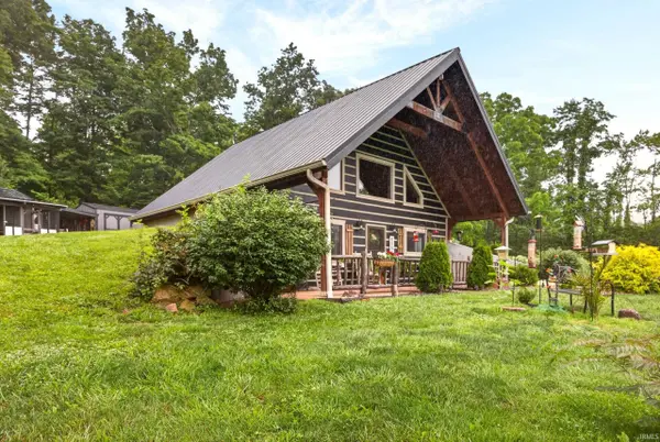 2443 Mangus RD, Poland, IN 47868