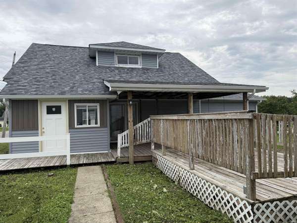 542 E Sycamore ST, Jasonville, IN 47438
