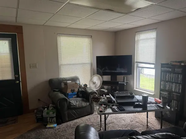 303 W Main ST, Syracuse, IN 46567