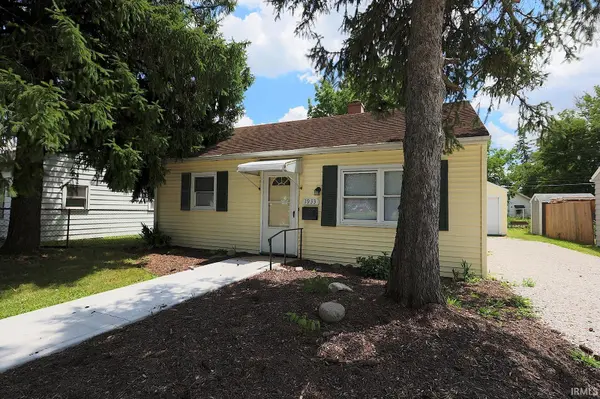 1933 W 4Th ST, Fort Wayne, IN 46808-2506