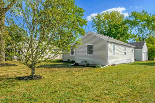 3313 W Torquay RD, Muncie, IN 47304