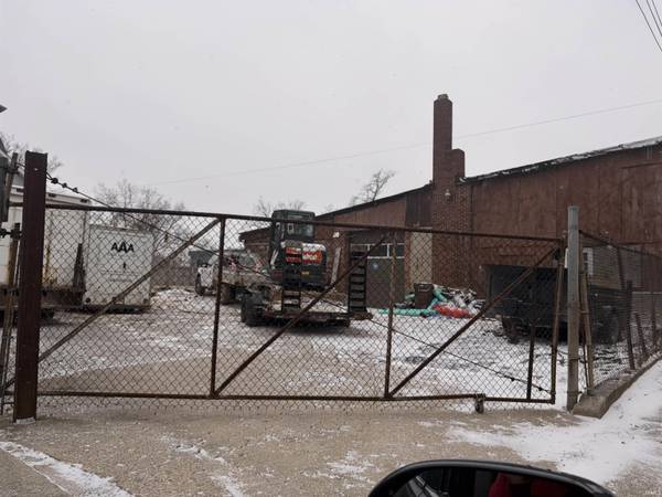 1915 S CLINTON ST, Fort Wayne, IN 46802