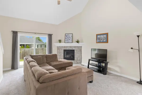 5359 Copper Horse TRL, Fort Wayne, IN 46845