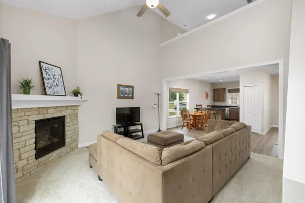 5359 Copper Horse TRL, Fort Wayne, IN 46845