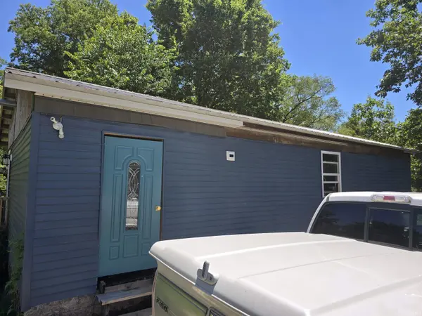 725 W 17th ST, Marion, IN 46953