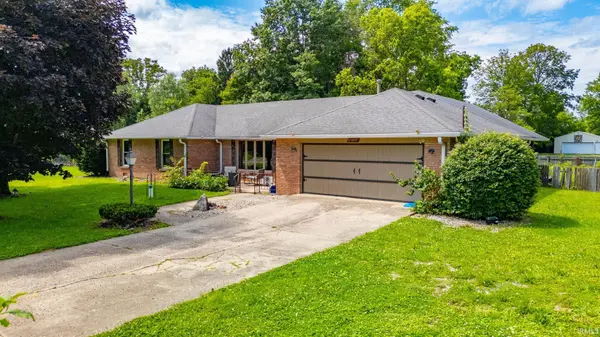 12610 W Arrowhead DR, Daleville, IN 47334-9714